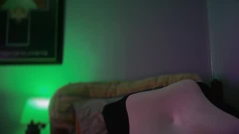 Snapshot of hand_banana_420 chatting on October 2025 03:26:02 AM hand_banana_420 online show from October 2025 03:26:02 AM