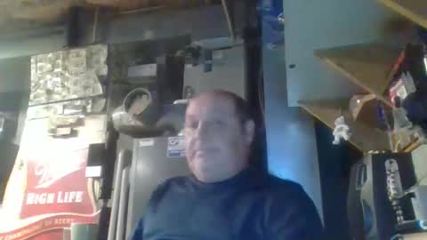 naked man online show from October 2025 02:45:02 AM