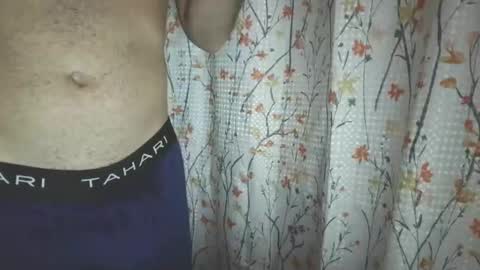 Snapshot of hands0nc chatting on November 2025 06:03:01 AM PHHands0nC online show from November 2025 06:03:01 AM