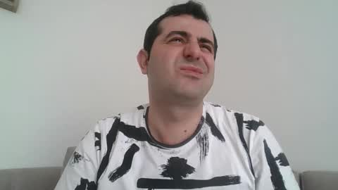 Snapshot of handsome031 chatting on November 2025 07:20:01 AM Handsome031 online show from November 2025 07:20:01 AM