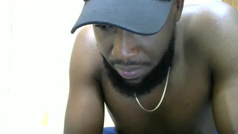 handsome king online show from December 2024 02:27:01 PM