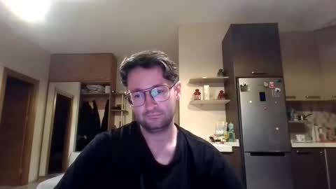 Snapshot of handsome_sasha chatting on September 2025 06:33:01 PM Sasha online show from September 2025 06:33:01 PM