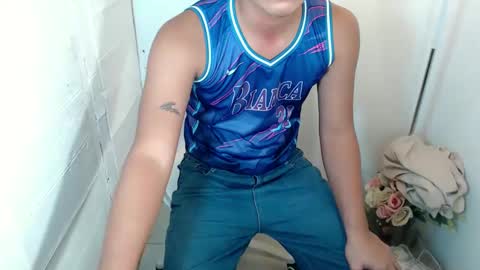 Snapshot of handsome_vanana chatting on February 2025 06:58:01 PM handsome_vanana online show from February 2025 06:58:01 PM