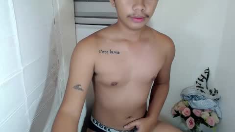 Snapshot of handsome_vanana chatting on February 2025 06:32:02 PM handsome_vanana online show from February 2025 06:32:02 PM