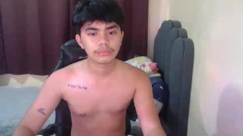 Snapshot of handsome_vanana chatting on October 2025 06:35:02 AM handsome_vanana online show from October 2025 06:35:02 AM