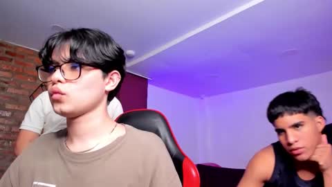 leonardfarrucknick and otis online show from February 2026 12:27:01 PM