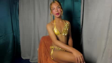handsup_gabriella online show from May 2026 12:00:02 PM