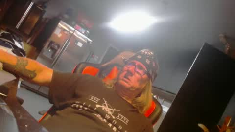 Snapshot of handyman5303 chatting on December 2024 12:20:02 PM Handystudman online show from December 2024 12:20:02 PM