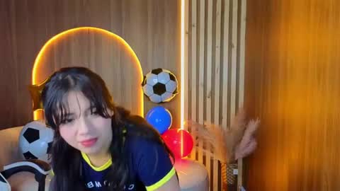Snapshot of hani_amber_tx chatting on July 2026 12:44:01 PM Follow me.. Live 730 to 1400 online show from July 2026 12:44:01 PM
