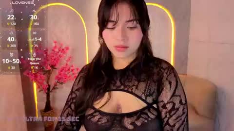 Snapshot of hani_amber_tx chatting on July 2026 12:45:02 PM Follow me.. Live 730 to 1400 online show from July 2026 12:45:02 PM