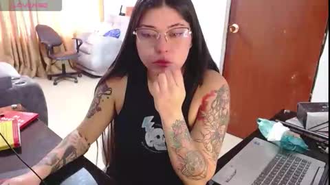 Snapshot of hanna__11_ chatting on November 2025 07:14:01 PM Hanna online show from November 2025 07:14:01 PM