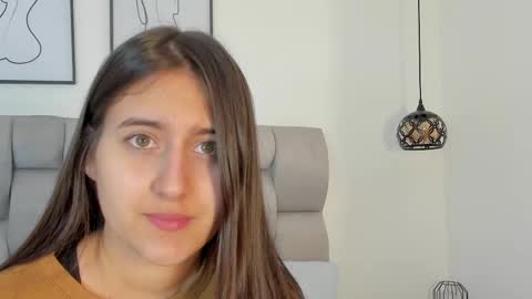 hanna__evans_ online show from October 2025 11:41:02 AM