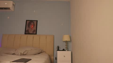 HANNA  online show from January 2025 03:50:02 AM