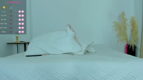 hanna_connorss online show from December 2024 08:42:02 PM