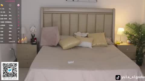 Snapshot of hanna_costtello chatting on February 2025 05:43:02 AM hanna_costtello online show from February 2025 05:43:02 AM