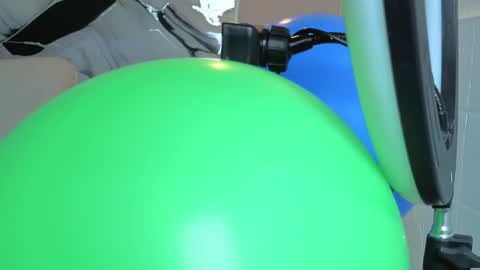 Snapshot of hanna_goldenst chatting on December 2025 11:39:02 AM hanna_goldenst online show from December 2025 11:39:02 AM