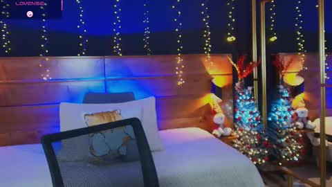 Hanna online show from November 2025 02:57:02 AM