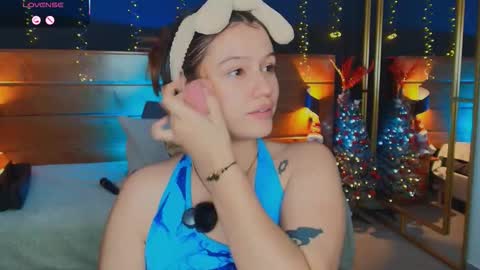 Hanna online show from November 2025 09:39:01 PM