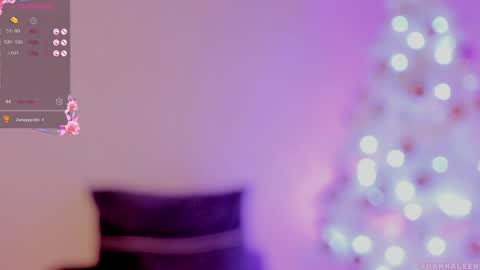 Snapshot of hanna_lee02 chatting on December 2024 04:11:01 PM Hanna Lee online show from December 2024 04:11:01 PM