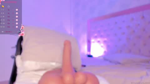 Snapshot of hanna_lee02 chatting on January 2025 04:28:02 PM Hanna Lee online show from January 2025 04:28:02 PM