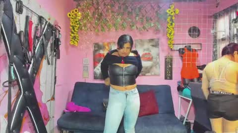 Snapshot of hanna_mature01 chatting on May 2026 02:24:02 PM Hanna online show from May 2026 02:24:02 PM