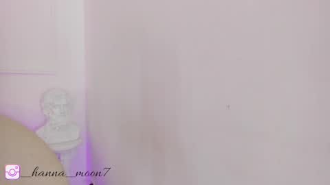 Hanna online show from March 2025 11:42:02 PM