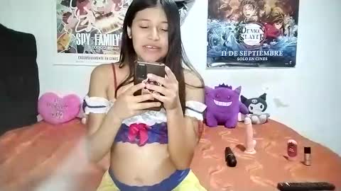 Snapshot of hanna_ross28 chatting on November 2025 04:18:01 PM Hanna online show from November 2025 04:18:01 PM