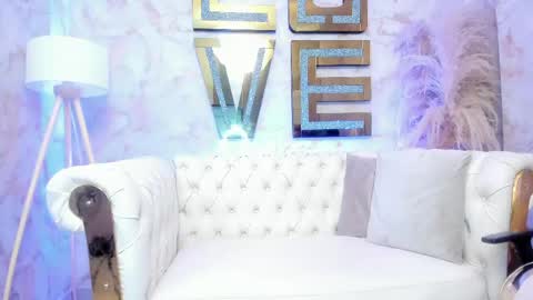 Snapshot of hanna_slut chatting on May 2026 02:31:02 AM EVA online show from May 2026 02:31:02 AM