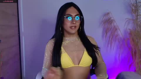 Hanna Capicorn online show from April 2026 06:25:02 PM