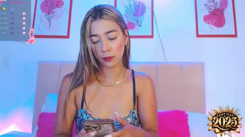 Eliana online show from December 2024 07:51:01 PM