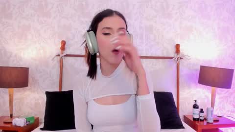 Hanna online show from March 2026 03:33:01 AM