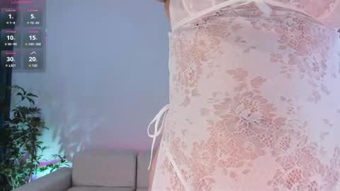 Hannah online show from October 2025 01:04:02 AM