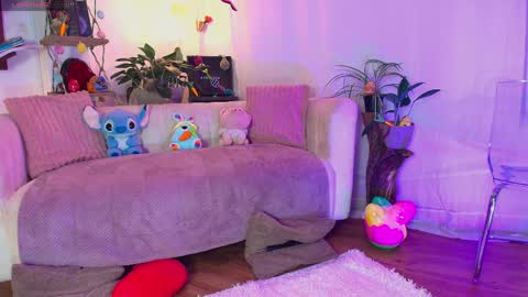 hannah_lovee online show from April 2026 03:58:01 AM