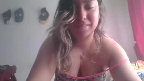 Snapshot of hannahevans2 chatting on February 2026 02:22:01 PM hannahevans2 online show from February 2026 02:22:01 PM