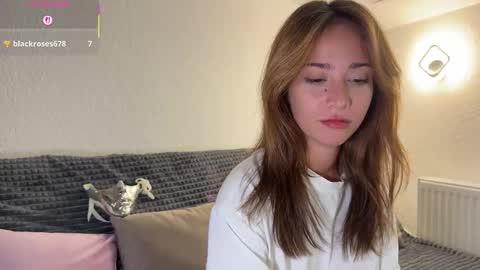 hannahinto online show from October 2025 01:23:02 PM