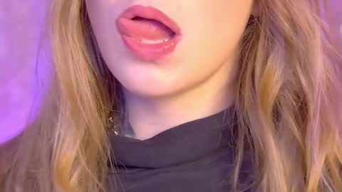 Pearl online show from September 2025 04:06:01 AM