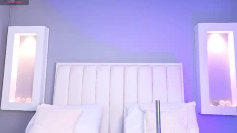 HannaPaola online show from October 2025 10:40:02 PM