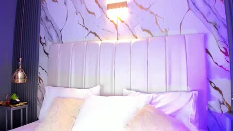 HannaPaola online show from November 2025 10:34:02 PM