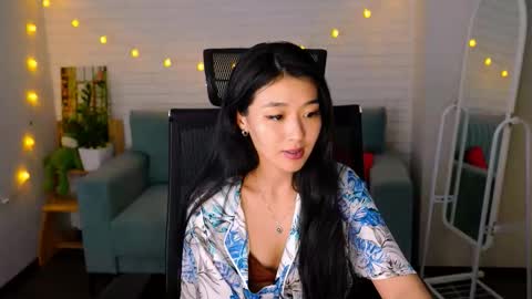 hannarosie online show from September 2025 07:02:02 PM