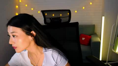 hannarosie online show from September 2025 05:46:01 PM