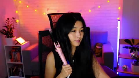 hannarosie online show from October 2025 07:43:01 PM