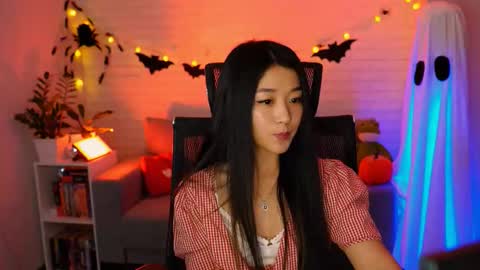 hannarosie online show from October 2025 05:30:02 PM