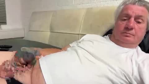 Snapshot of hans66760 chatting on December 2024 06:15:01 PM hans66760 online show from December 2024 06:15:01 PM