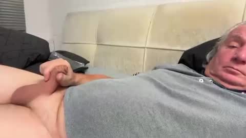 Snapshot of hans66760 chatting on December 2024 06:54:02 PM hans66760 online show from December 2024 06:54:02 PM