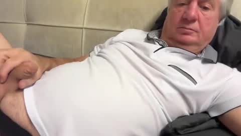 hans66760 online show from October 2025 08:43:02 PM