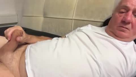 Snapshot of hans66760 chatting on November 2025 07:04:02 PM hans66760 online show from November 2025 07:04:02 PM