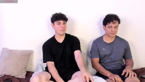 Snapshot of hans_andres17 chatting on February 2026 01:07:02 AM hans and andres online show from February 2026 01:07:02 AM