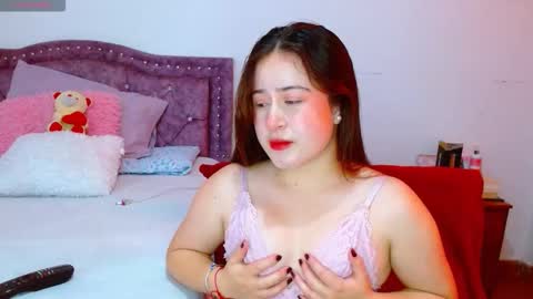 Snapshot of hanssel_tess chatting on February 2026 05:11:01 PM isabella online show from February 2026 05:11:01 PM