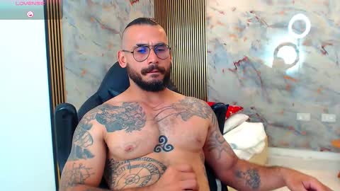 hanz_col online show from March 2025 06:47:02 AM