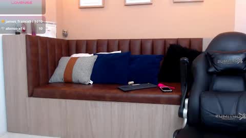 hanz_col online show from March 2025 03:07:02 PM